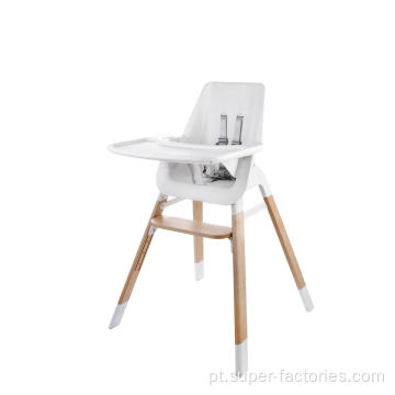 Cadeira alta de plástico com pés de madeira para bebês
